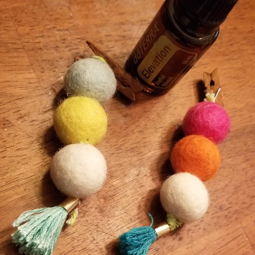 Natural Felt ball Essential Oil Car Freshener